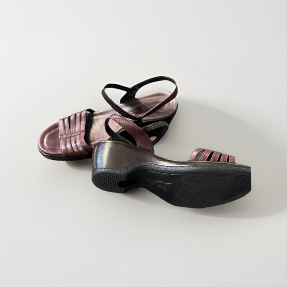 Dansko Season Wedge Sandals Women's Size 39/ US 8.5‎   Brown Leather - Picture 1 of 7